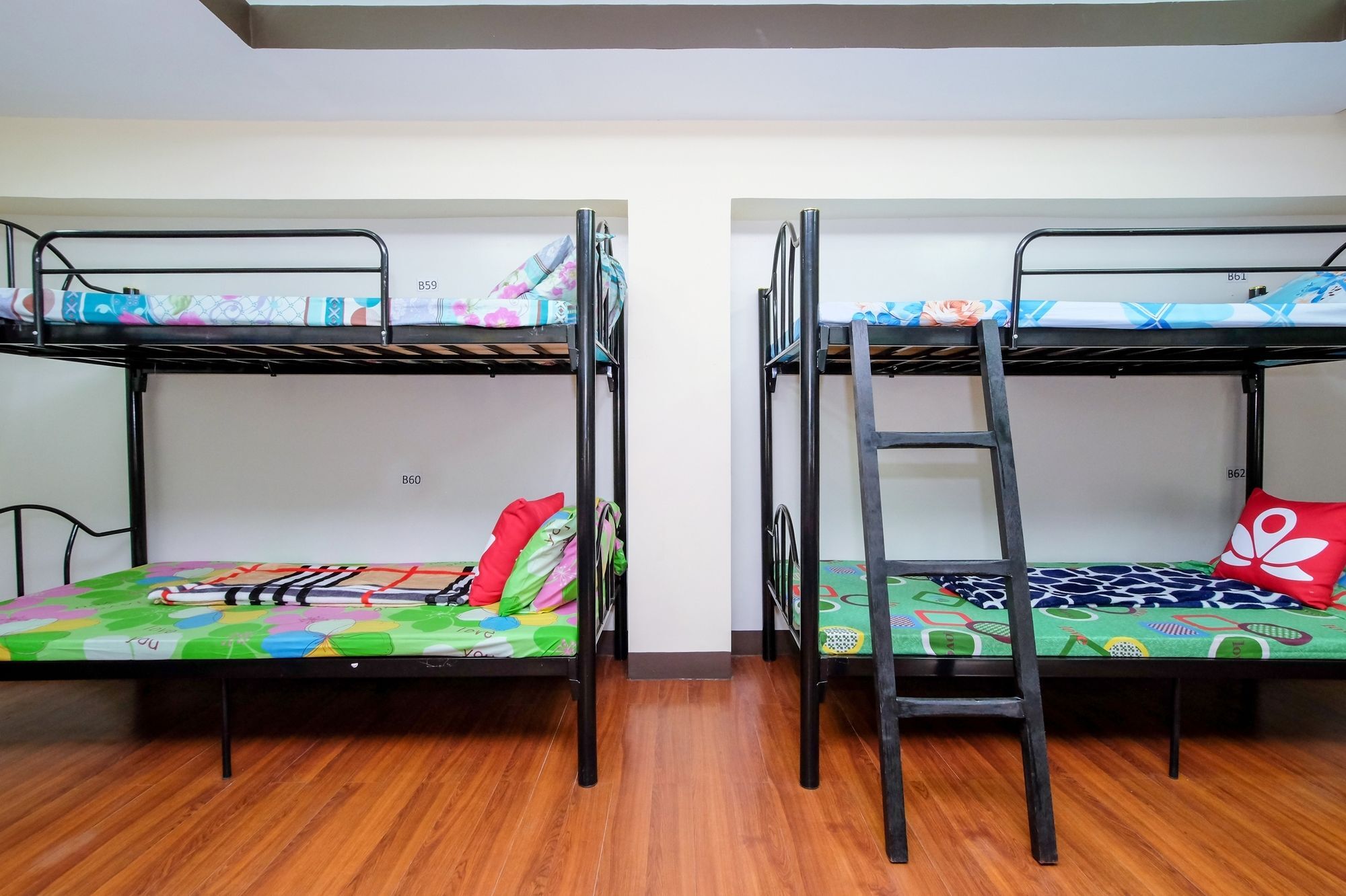 Zen Hostel Quirino Ave. Malate マニラ市 エクステリア 写真